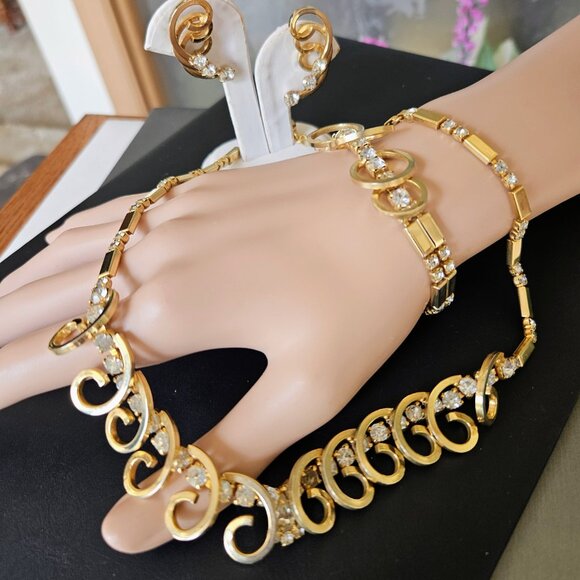 Vintage Sarah Coventry Celestial Fire Rhinestone Necklace, Bracelet & Earring Se - Picture 3 of 7